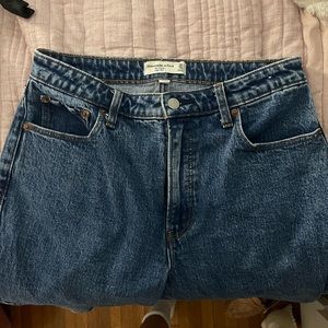 Abercrombie & Fitch High Rise Skinny Straight Jeans